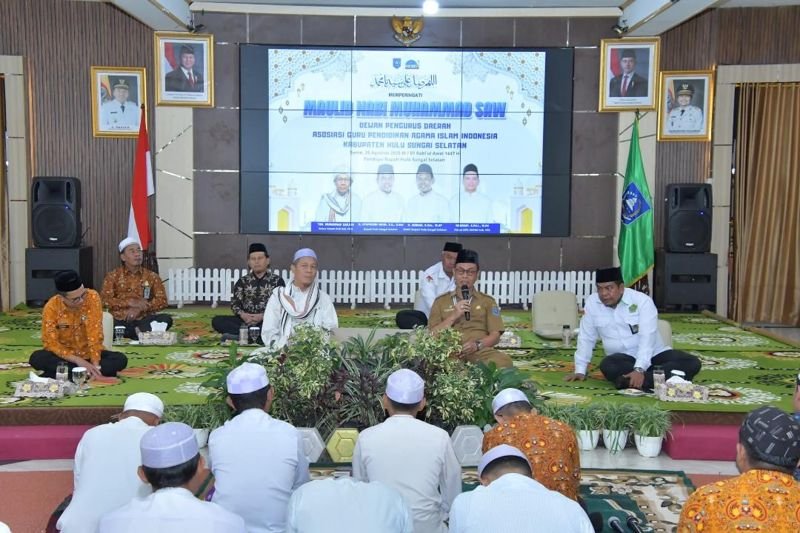 Hal 12 HSS 1 3 klm 18