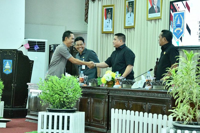 Hal 12 HSS 1 3 klm 6