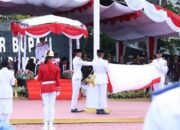 Andi Rudi Latif Pimpin Upacara Penurunan Bendera