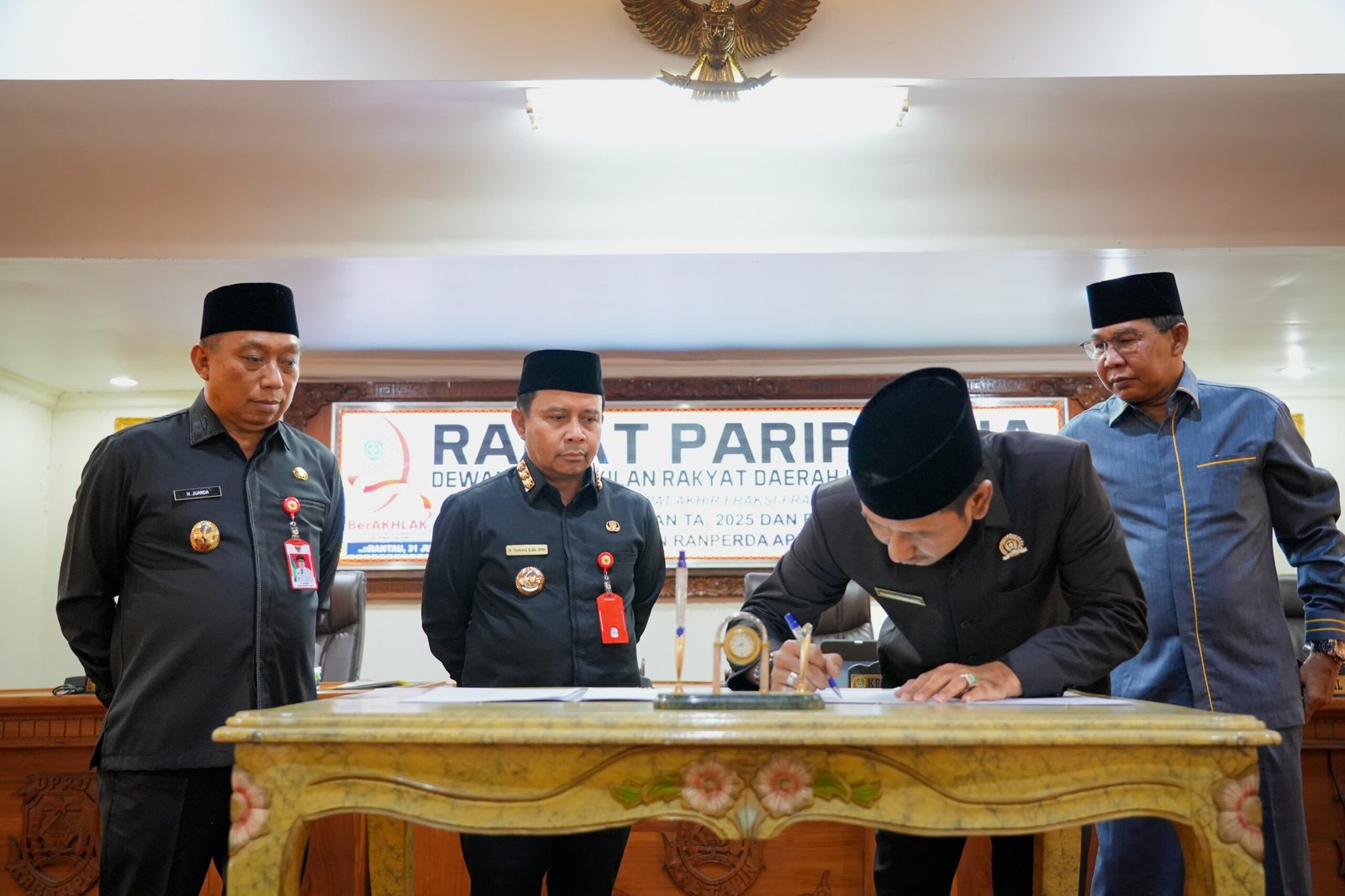 Hal 12 Tapin 35 klm 1 scaled