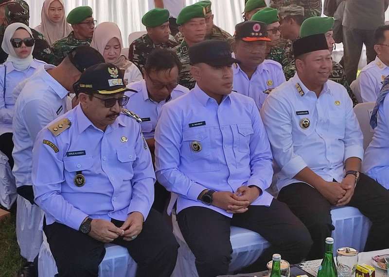 Hal 4 4 KLm Martapura Penanganan karhutla