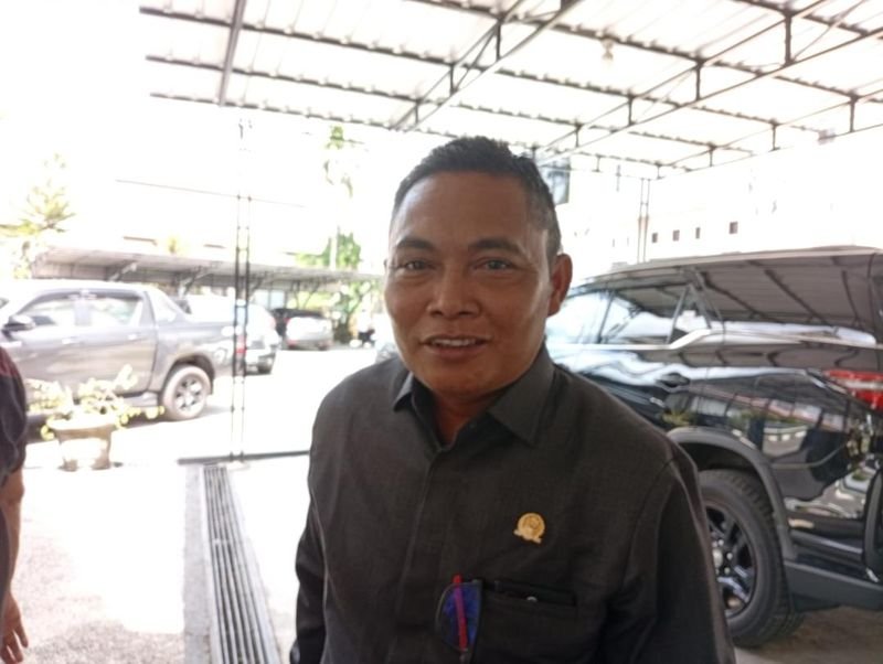 Hal 4 Foto kontrak Kapuas 15