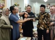 Wagub Kalsel Hasnuryadi Beri Kejutan Ulang Tahun untuk Troy Satria 34 Wagub Kalsel Hasnuryadi Beri Kejutan Ulang Tahun untuk Troy Satria