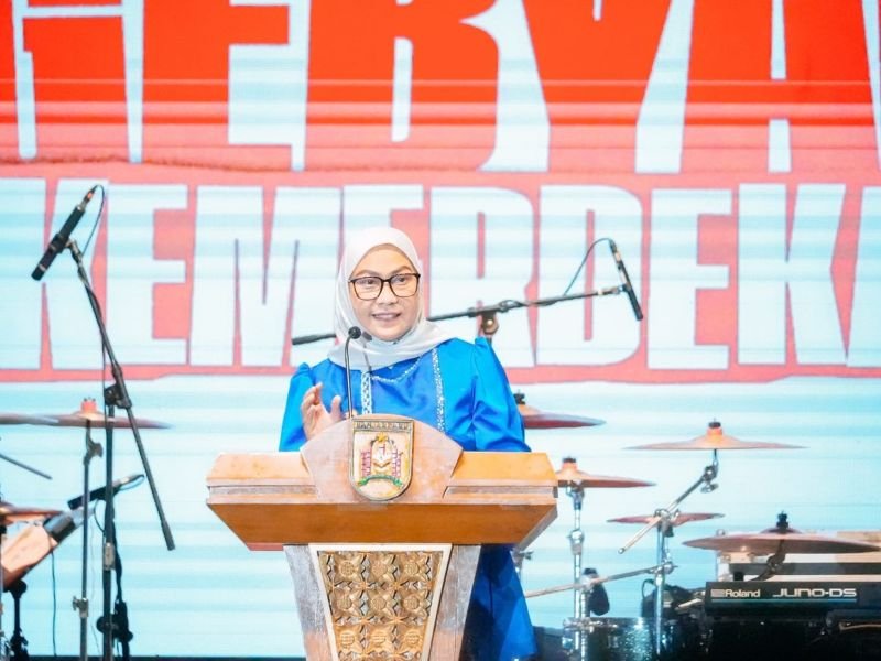 Gebyar Kemerdekaan Warnai Puncak HUT ke-80 RI di Banjarbaru 1 Hal 6 3 KLm BJB 1 5