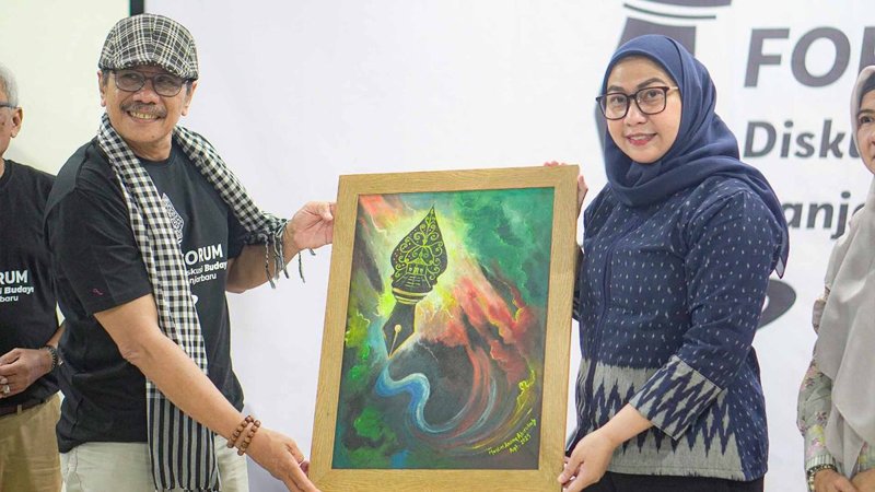 Wali Kota Banjarbaru Dukung Penuh Forum Diskusi Budaya, Mess L Disiapkan Jadi Rumah Seni 1 Hal 6 3 Klm BJB1 Lukisan