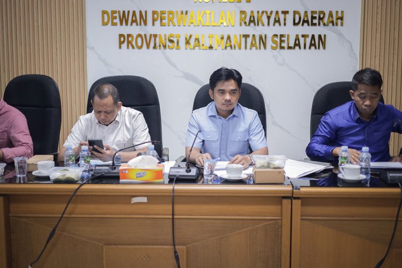 Komisi I DPRD Kalsel Tekankan Pentingnya Kegiatan SKPD Terukur 1 Hal 6 3 Klm Komisi I DPRD Kalsel
