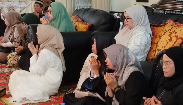Haul Pendiri Kalimantan Post dan 100 Hari H Ari Taruna Berjalan Khidmat 4 IMG 20250801 WA0041