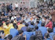DPRD Kalsel Terima Aksi Massa Bertajuk “Indonesia Emas” 13 DPRD Kalsel Terima Aksi Massa Bertajuk “Indonesia Emas”