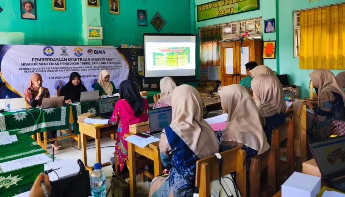 Dosen UPK Latih Guru SD Tabalong Buat Buku Cerita Digital Berbasis Kearifan Lokal 3 IMG 20250804 WA0008