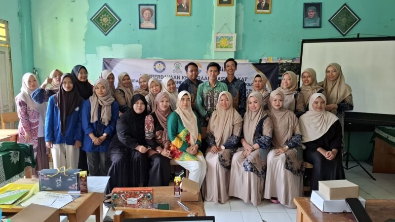 Dosen UPK Latih Guru SD Tabalong Buat Buku Cerita Digital Berbasis Kearifan Lokal 1 IMG 20250804 WA0009 scaled e1754280614491