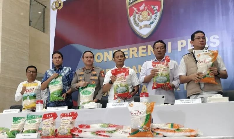Tiga Anggota PT PIM Ditetapkan Polri Tersangka Kasus Beras Standar Mutu 1 IMG 20250805 WA0034
