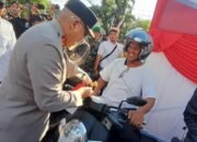 Jelang HUT RI ke-80, Kapolda dan Gubernur Kalsel Bagikan 15 Ribu Bendera Merah Putih di Banjarmasin 35 Jelang HUT RI ke-80, Kapolda dan Gubernur Kalsel Bagikan 15 Ribu Bendera Merah Putih di Banjarmasin