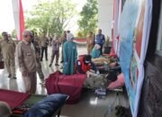 Satpol PP dan Damkar Kalsel Gelar Donor Darah, Gubernur Muhidin Turut Pantau