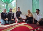 Uniska MAB Beri Penghargaan Anumerta untuk Juwita, Mahasiswi Berprestasi dan Jurnalis Muda