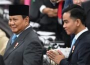 Presiden dan Wapres Serasi Kenakan Dasi Berwarna Biru 8 Presiden dan Wapres Serasi Kenakan Dasi Berwarna Biru