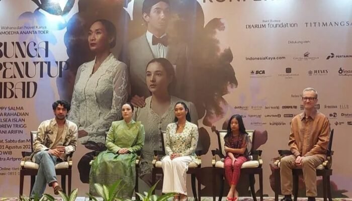 Happy Salma Berharap Teater Tingkatkan Apresiasi Sastra dan Literasi