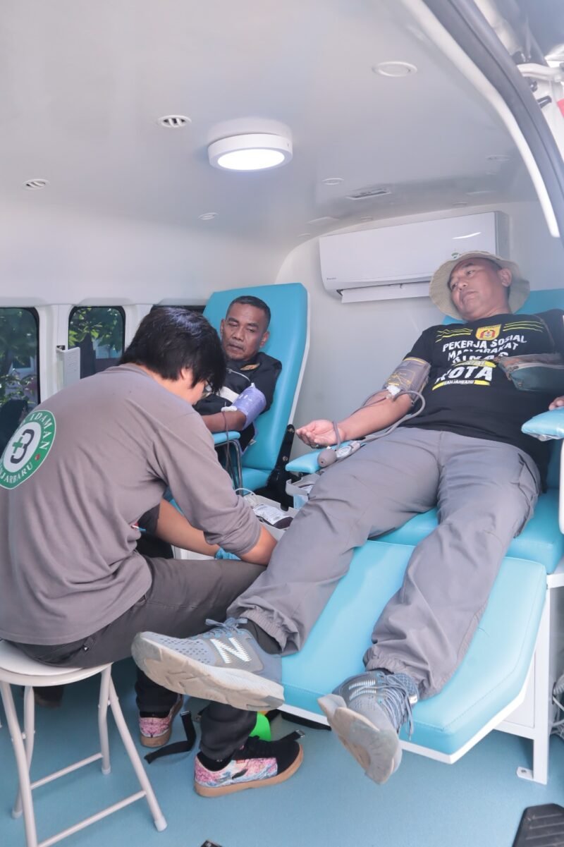 Peringati HUT ke-80 RI, RSD Idaman Gelar Donor Darah dan Gotong Royong di Rumah Disabilitas 1 IMG 20250819 WA0021 e1755585722368
