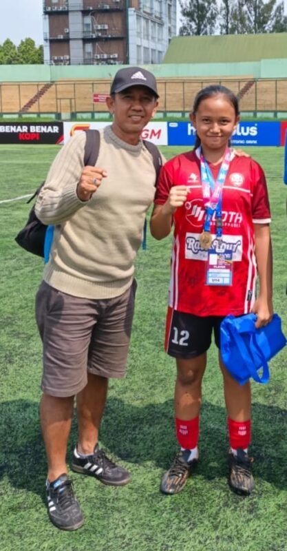 Indira Fatima, Pemain Putri Timnas Indonesia U-16 Asal Banjarmasin Terbiasa Bermain Bola Bersama Anak Laki-Laki 1 IMG 20250821 WA0027 e1755767463764