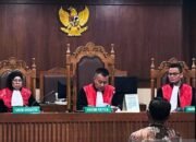 Mantan Ketua PN Surabaya Divonis 7 Tahun Penjara Terkait Suap Ini 11 Mantan Ketua PN Surabaya Divonis 7 Tahun Penjara Terkait Suap Ini
