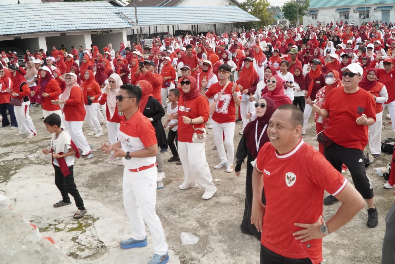 Meriahkan Senam Sehat Gerindra Kalsel, Hj Mariana Dorong Dukungan Program MBG 1 IMG 20250826 WA0024