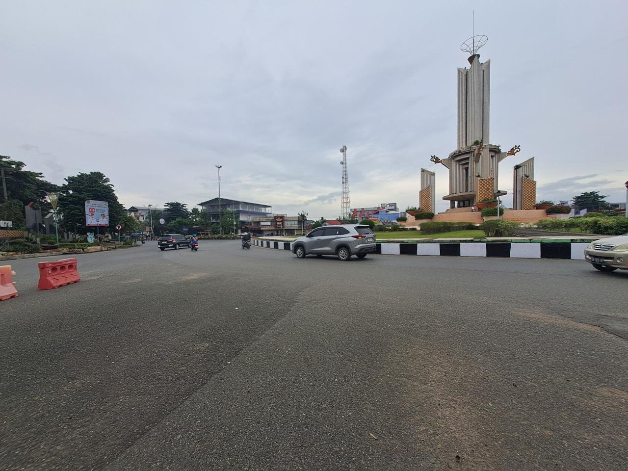 Pemko Banjarbaru Rencanakan Bangun Flyover di Bundaran 1 IMG 20250827 WA0045