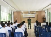 Dandim 1002/HST Bekali 35 Sarjana Penggerak Pembangunan Indonesia dengan Arahan Strategis 39 Dandim 1002/HST Bekali 35 Sarjana Penggerak Pembangunan Indonesia dengan Arahan Strategis