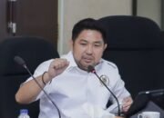Kisruh KPID Kalsel, Bang Dhin Sebut Publik Butuh Program Bukan Polemik Tunjangan 14 Kisruh KPID Kalsel, Bang Dhin Sebut Publik Butuh Program Bukan Polemik Tunjangan