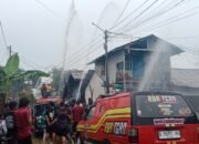 Kebakaran Komplek Veteran Hanguskan Satu Rumah 33 Kebakaran Komplek Veteran Hanguskan Satu Rumah