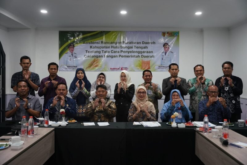 Pemkab HST Gelar Asistensi Penyempurnaan Raperda Tata Cara Penyelengaraan Cadangan Pangan 1 IMG 20250829 WA0043 e1756449096292