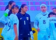 Tangis Pilu Pemain Asal Banjarmasin Indira, Timnas Putri Indonesia U-16 Kalah Adu Penalti Lawan Vietnam