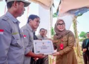 Wujud Nyata Komitmen Ketahanan Pangan, Wali Kota Banjarbaru Tanam Cabai Bareng Petani 11 Wujud Nyata Komitmen Ketahanan Pangan, Wali Kota Banjarbaru Tanam Cabai Bareng Petani