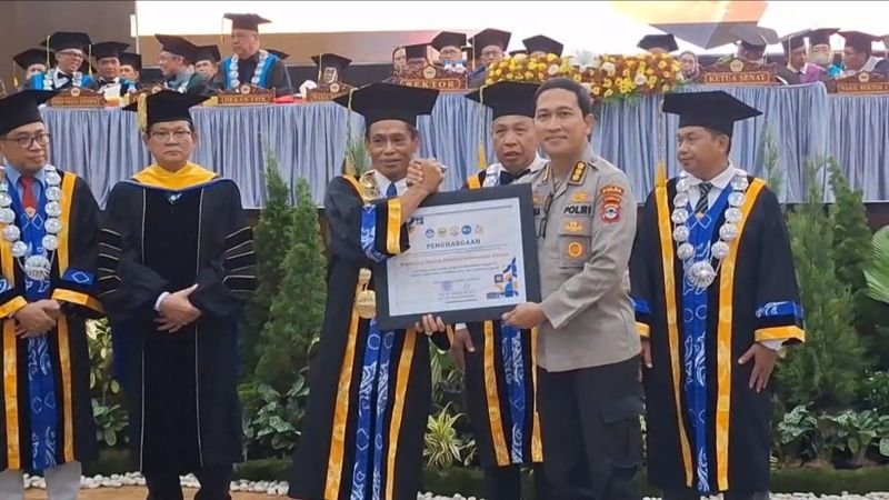 1 3 klm 3 cm penghargaan