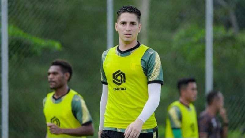 8 Hl Pemain asing kendal Juan Pablo Morales