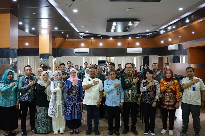 Hal 4 4 KLM Martapura Germas Award