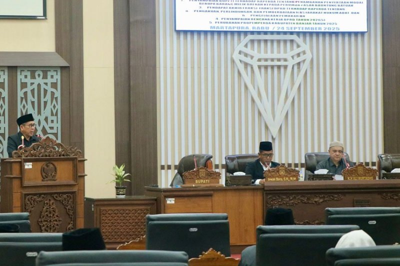 Hal 4 4 KLM PARIPURNA DEWAN