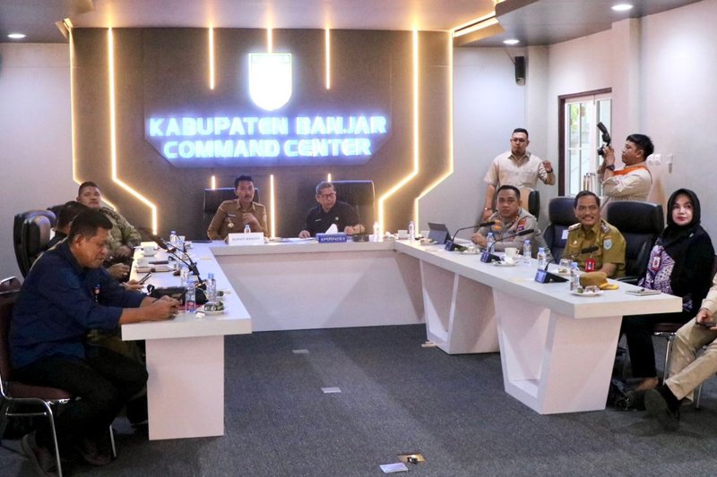 Hal 4 4 KLm Martapura Ikuti rakor