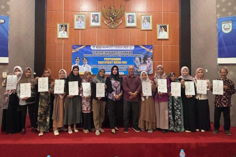 Hal 4 4 Klm Martapura Sertifikat HKI