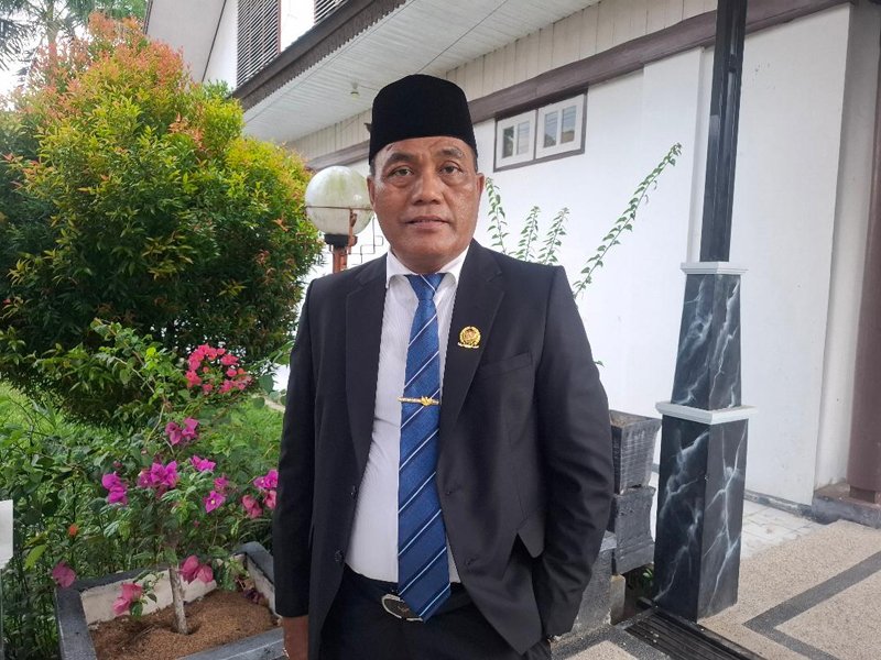 Hal 4 Foto kontrak Kapuas 5