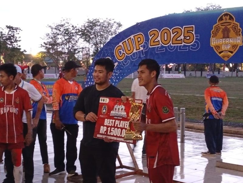 Hal 4 Foto kontrak Kapuas 6