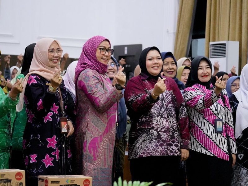 Hal 6 3 KLM BJB 1 Lisa