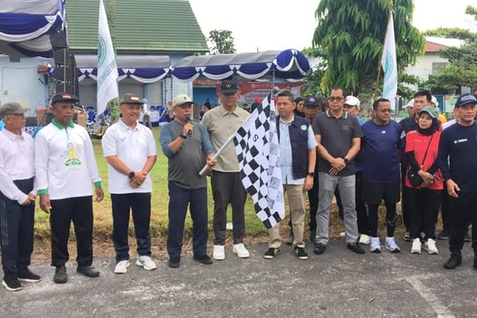 Gubernur Kalteng Apresiasi Jalan Sehat BKPRMI 1 IMG 20250901 WA0106