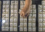 Harga Emas UBS-Galeri24 Alami Kenaikan, Antam Turun Tipis