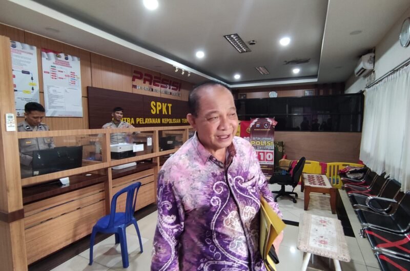 Puar Junaidi Laporkan Dugaan Pemalsuan Surat Rekomendasi PAW ke Polresta Banjarmasin 1 IMG 20250910 WA0026 scaled e1757488325634