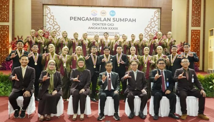 ULM Kukuhkan 28 Dokter Gigi Baru, Raih Prestasi Tertinggi Ujian Kompetensi Nasional