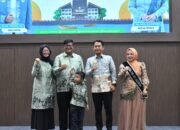 Orang Tua Hebat Jadi Inspirasi di Hari Jadi ke-499 Kota Banjarmasin 44 Orang Tua Hebat Jadi Inspirasi di Hari Jadi ke-499 Kota Banjarmasin
