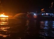 KLM Maryam Indah Terbakar di Laut, Satu Orang Meninggal, Dua Orang Selamat