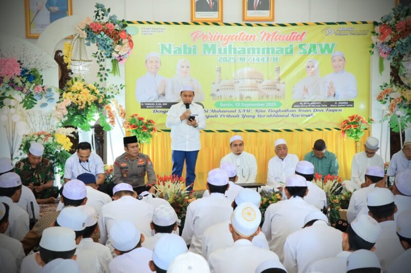Bupati Tapin Ajak Warga Jadikan Maulid Nabi Momentum Perkuat Persatuan 1 IMG 20250915 WA0015 e1757918266242