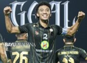 Sundulan Bayu Pradana Bawa Barito Putera Bungkam Deltras 1-0, Diwarnai Dua Kartu Merah 11 Sundulan Bayu Pradana Bawa Barito Putera Bungkam Deltras 1-0, Diwarnai Dua Kartu Merah