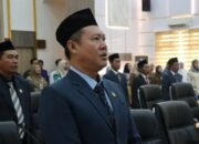Rapat Paripurna, Diumumkan Saiful Arif sebagai PAW Waket DPRD Balangan 40 Rapat Paripurna, Diumumkan Saiful Arif sebagai PAW Waket DPRD Balangan