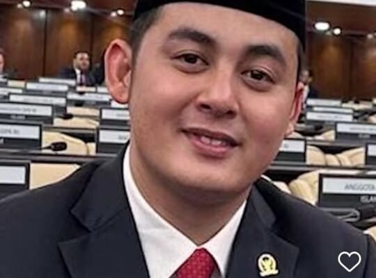 Dihantam Isu Pelecehan, Senator Pusat Asal Kalsel ini Viral di Berbagai Platform Medsos